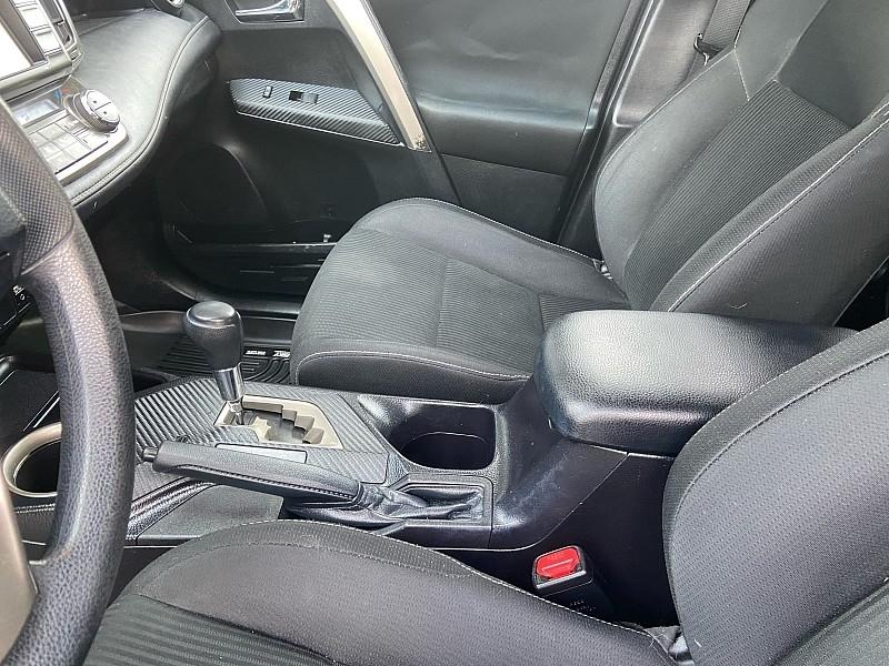 Toyota RAV4 XLE FWD 2014