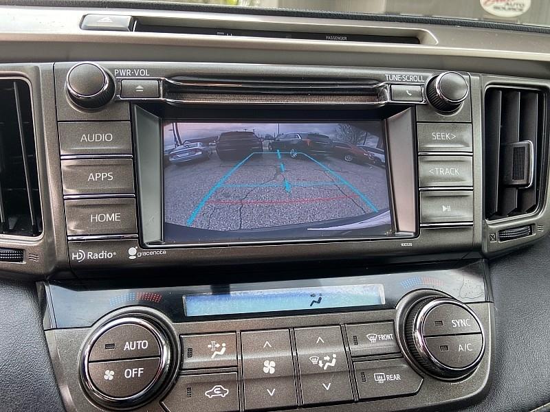 Toyota RAV4 XLE FWD 2014