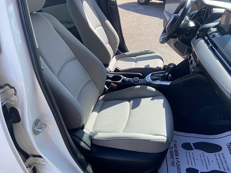 Toyota Yaris LE Hatchback 2020