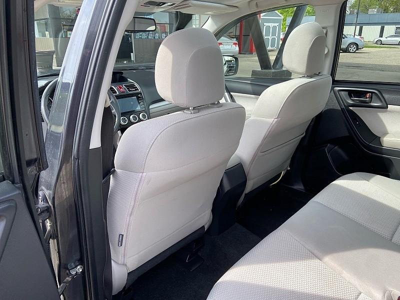 Subaru Forester 2.5i Premium PZEV CVT 2016