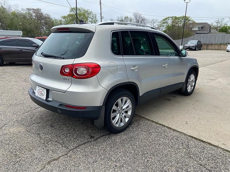 Volkswagen Tiguan SE 2009