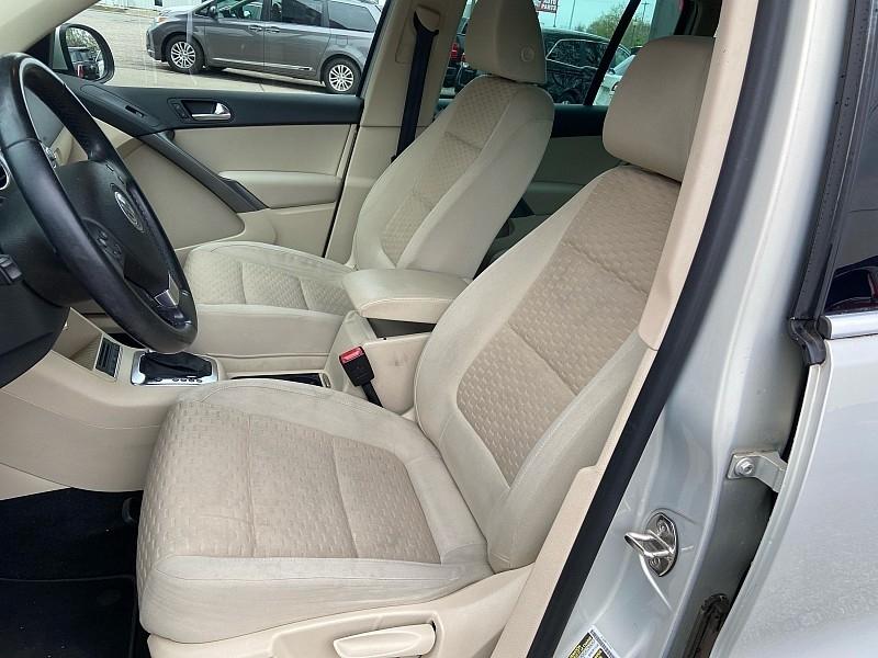 Volkswagen Tiguan SE 2009