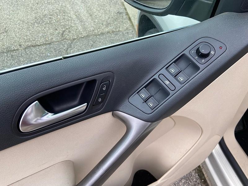 Volkswagen Tiguan SE 2009