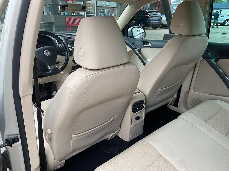 Volkswagen Tiguan SE 2009