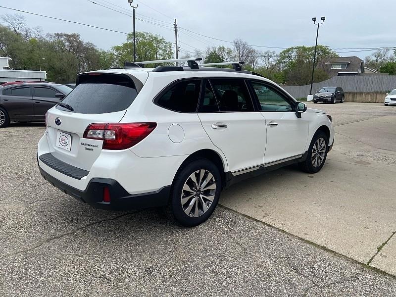 Subaru Outback 3.6R Touring 2019