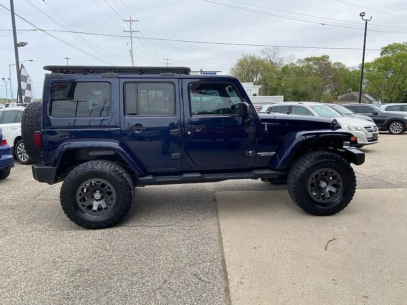 Jeep Wrangler Unlimited Sahara 4WD 2013