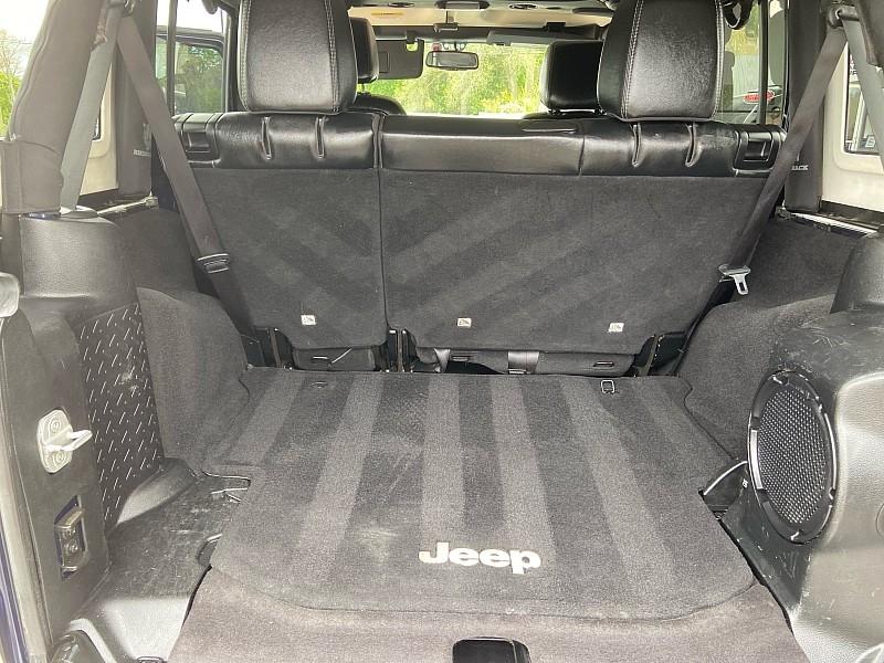 Jeep Wrangler Unlimited Sahara 4WD 2013