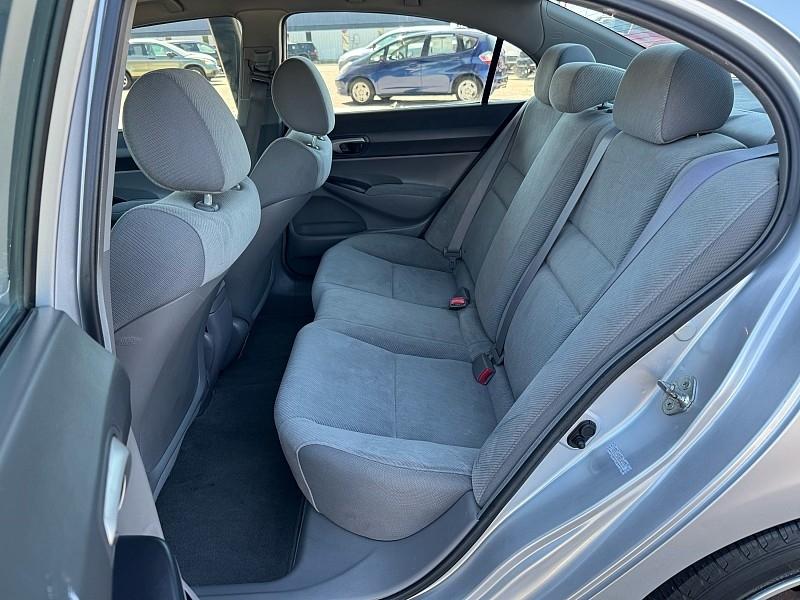 Honda Civic LX Sedan 5-Speed AT 2011