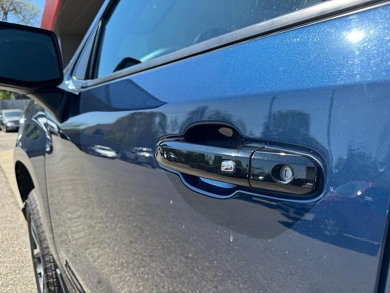 Chevrolet Silverado 1500 LT Trail Boss Crew Cab 4WD 2020