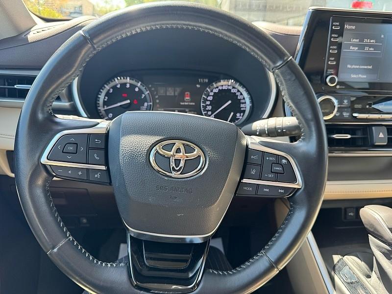 Toyota Highlander XLE AWD V6 2020
