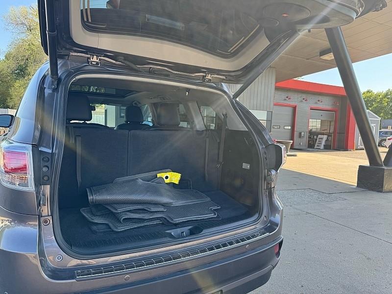 Toyota Highlander Limited AWD V6 2016