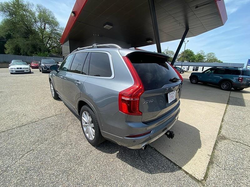 Volvo XC90 T5 Momentum 2018