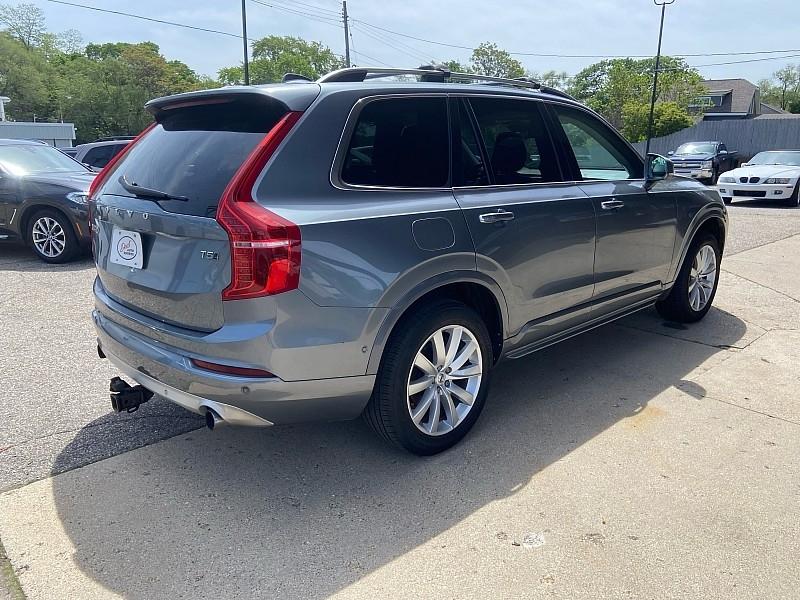Volvo XC90 T5 Momentum 2018