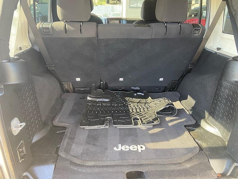 Jeep Wrangler Unlimited Sport 4WD 2014