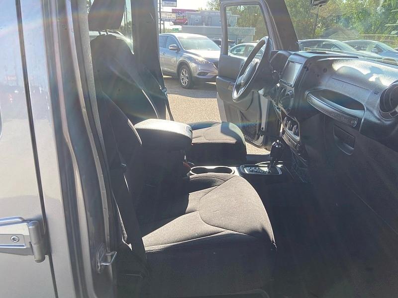 Jeep Wrangler Unlimited Sport 4WD 2014