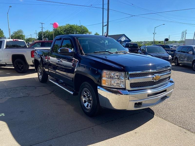 Chevrolet Silverado 1500 LS Extended Cab 4WD 2012