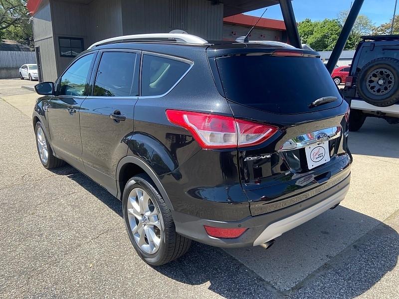 Ford Escape Titanium 4WD 2015