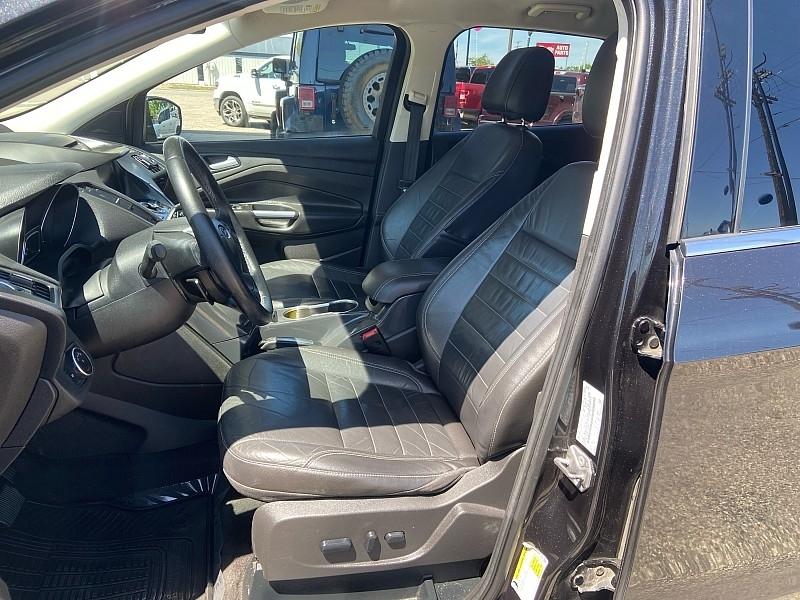 Ford Escape Titanium 4WD 2015