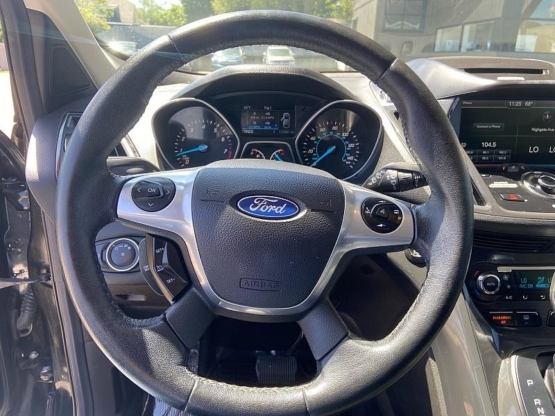 Ford Escape Titanium 4WD 2015