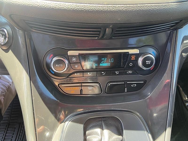 Ford Escape Titanium 4WD 2015