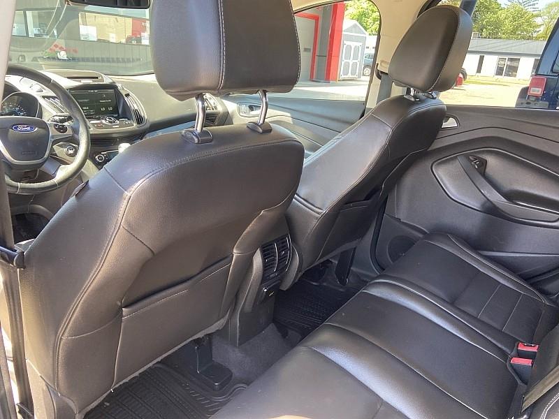 Ford Escape Titanium 4WD 2015