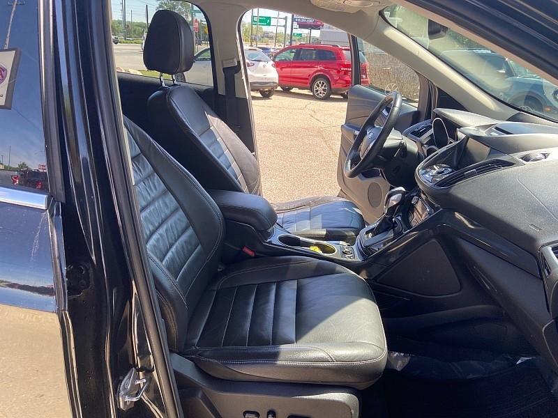 Ford Escape Titanium 4WD 2015