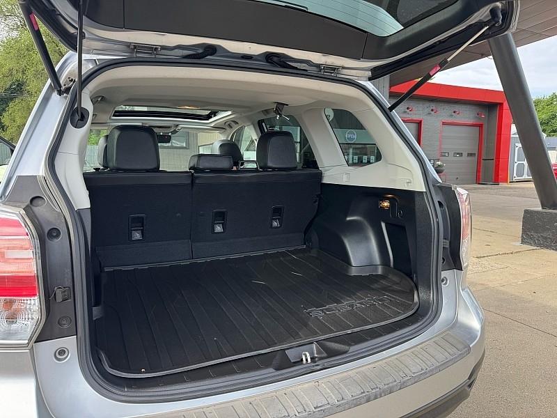 Subaru Forester 2.5i Limited 2017