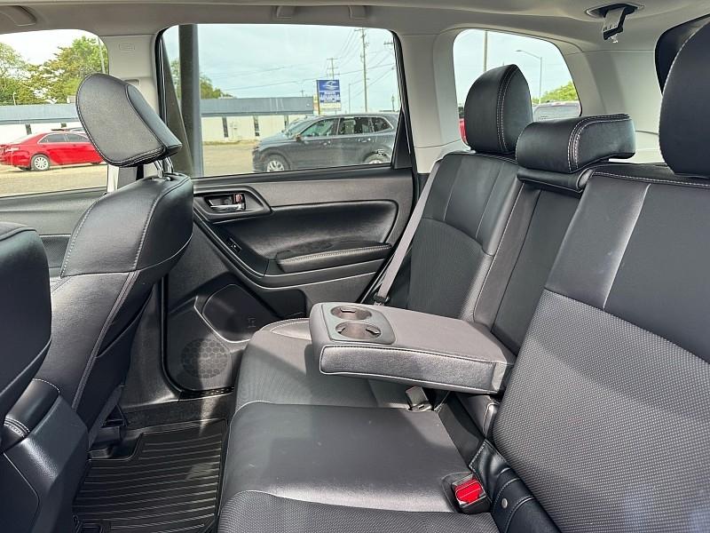 Subaru Forester 2.5i Limited 2017