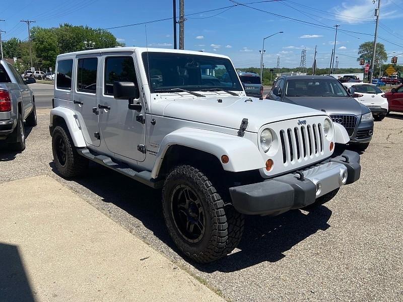 Jeep Wrangler Unlimited Sahara 4WD 2013