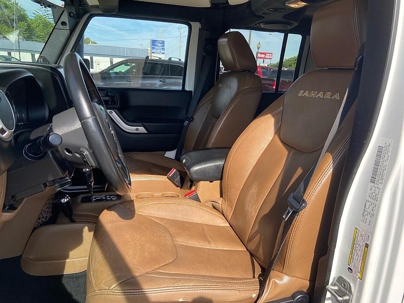 Jeep Wrangler Unlimited Sahara 4WD 2013