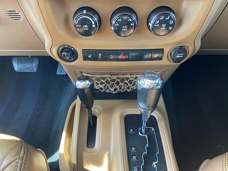 Jeep Wrangler Unlimited Sahara 4WD 2013