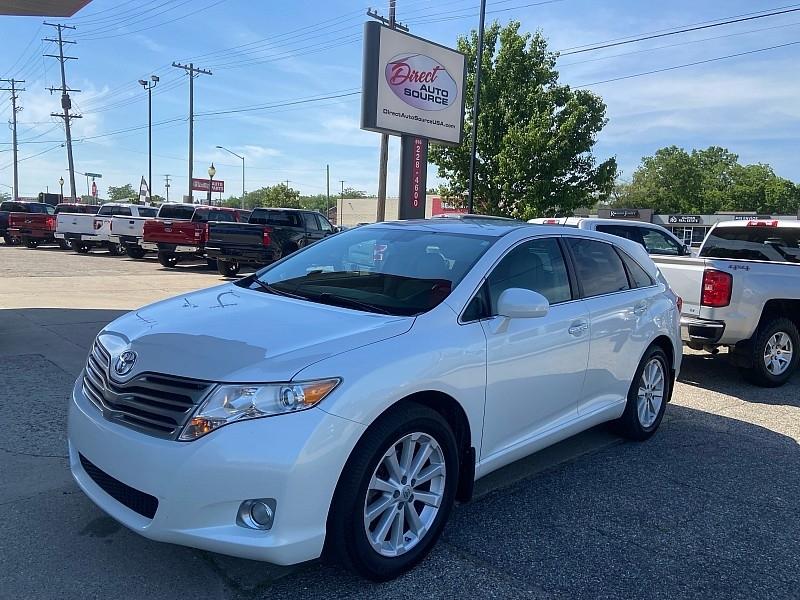 Toyota Venza XLE I4 FWD 2012
