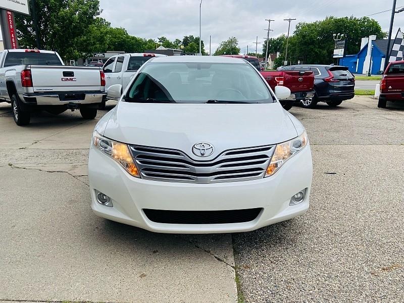 Toyota Venza XLE I4 FWD 2012