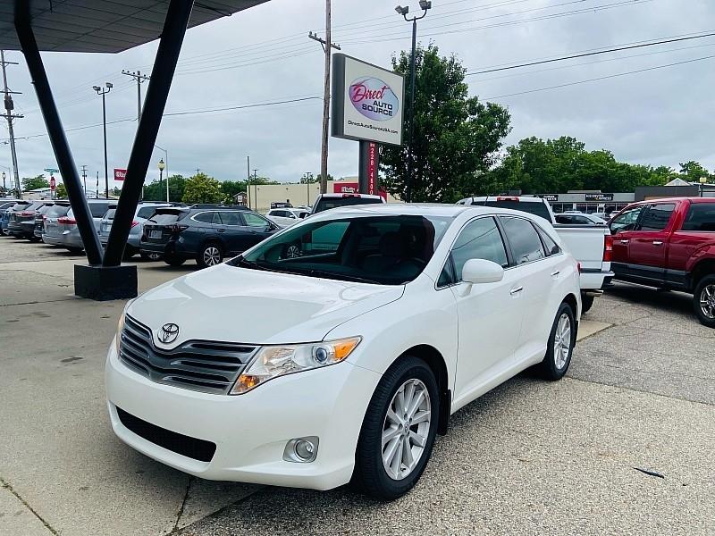 Toyota Venza XLE I4 FWD 2012