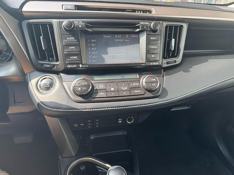 Toyota RAV4 XLE AWD 2018