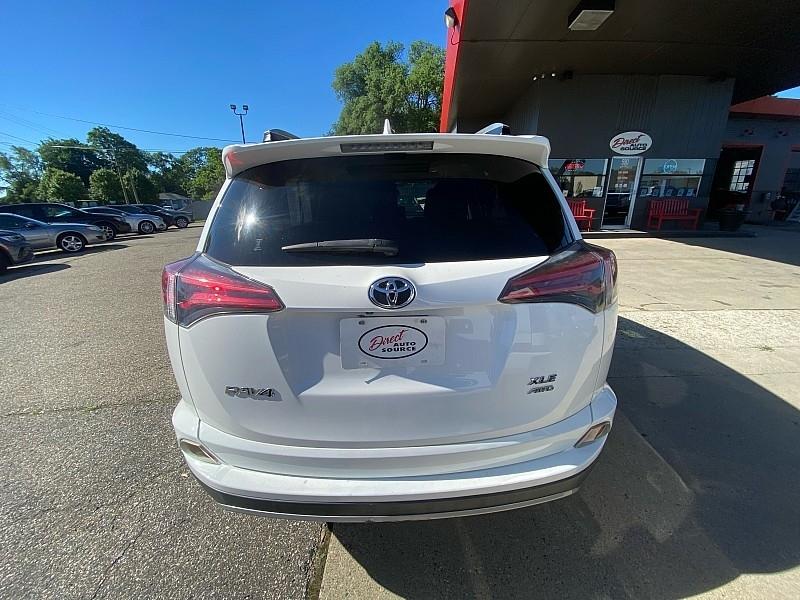 Toyota RAV4 XLE AWD 2018