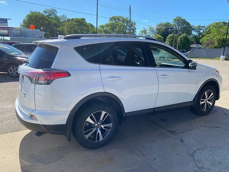 Toyota RAV4 XLE AWD 2018