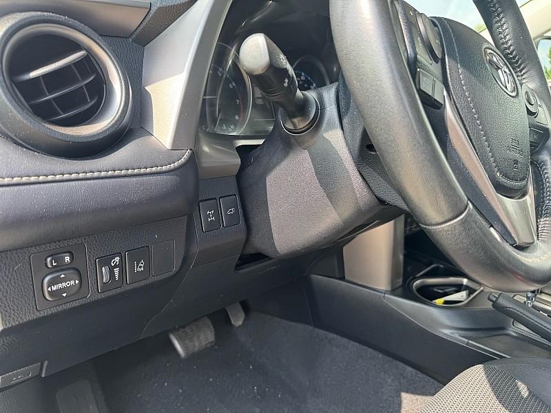 Toyota RAV4 XLE AWD 2018