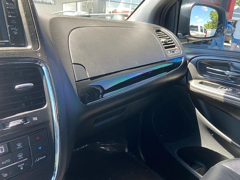 Chrysler Town & Country  2015