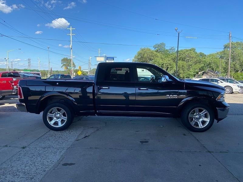 RAM 1500 Laramie Crew Cab LWB 4WD 2017