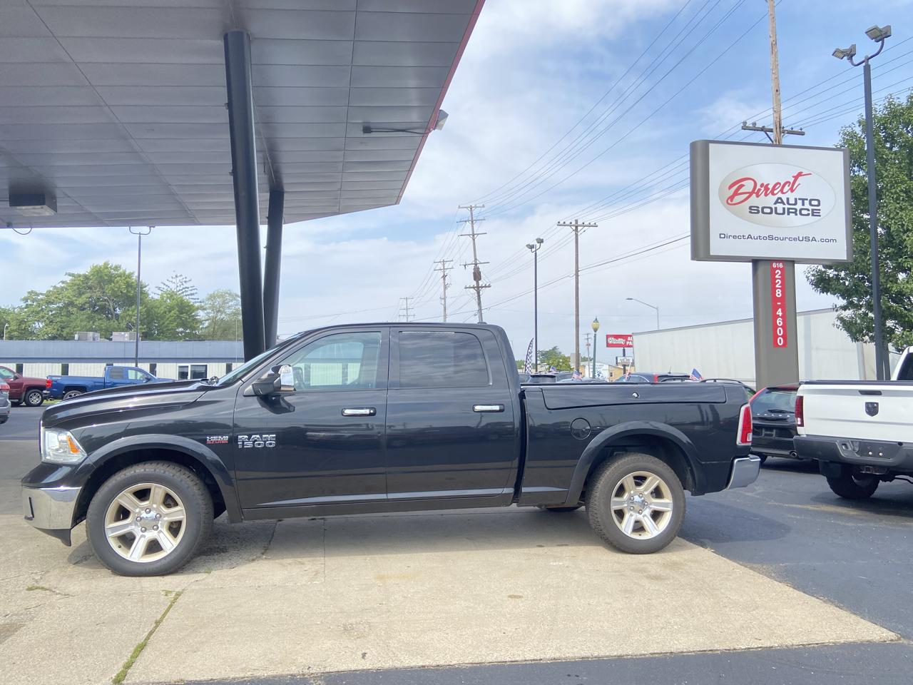 RAM 1500 Laramie Crew Cab LWB 4WD 2017