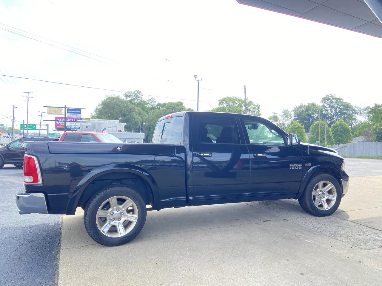 RAM 1500 Laramie Crew Cab LWB 4WD 2017