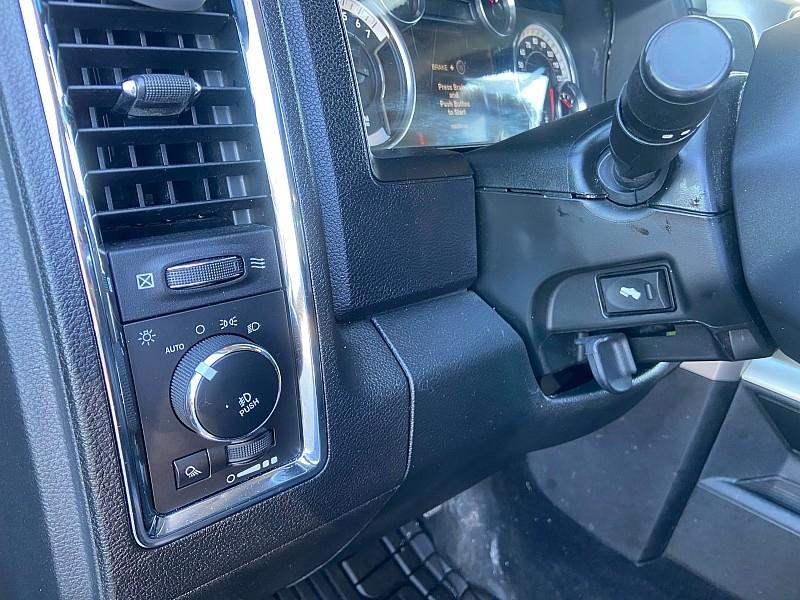 RAM 1500 Laramie Crew Cab LWB 4WD 2017