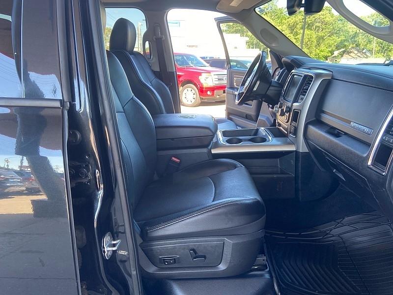 RAM 1500 Laramie Crew Cab LWB 4WD 2017