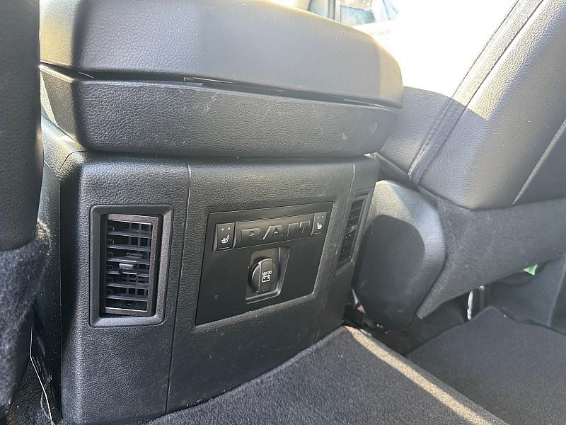 RAM 1500 Laramie Crew Cab LWB 4WD 2017