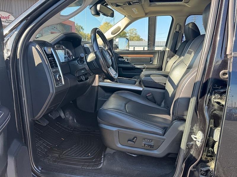 RAM 1500 Laramie Crew Cab LWB 4WD 2017