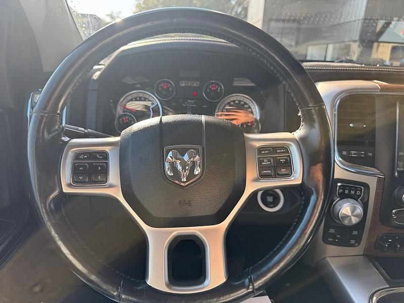 RAM 1500 Laramie Crew Cab LWB 4WD 2017