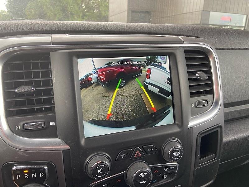 RAM 1500 Classic Tradesman Crew Cab SWB 4WD 2021