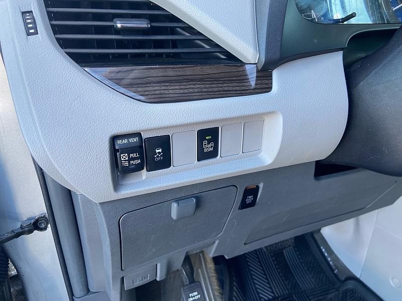Toyota Sienna Limited Premium 7-Passenger 2017
