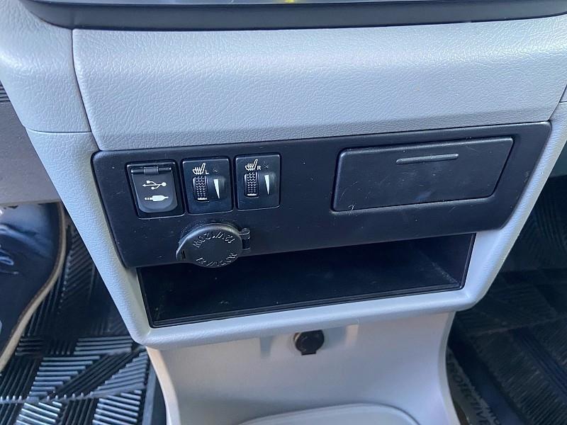 Toyota Sienna Limited Premium 7-Passenger 2017